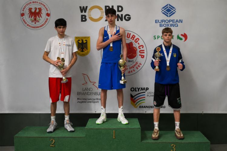 Azərbaycan boksçuları Almaniyadakı turniri altı medalla başa vurublar