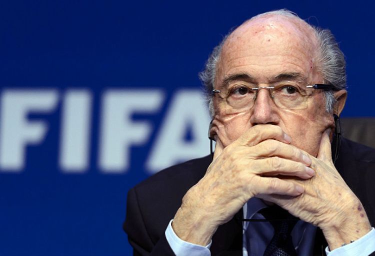 Blatter FİFA rəhbərliyini sərt tənqid etdi