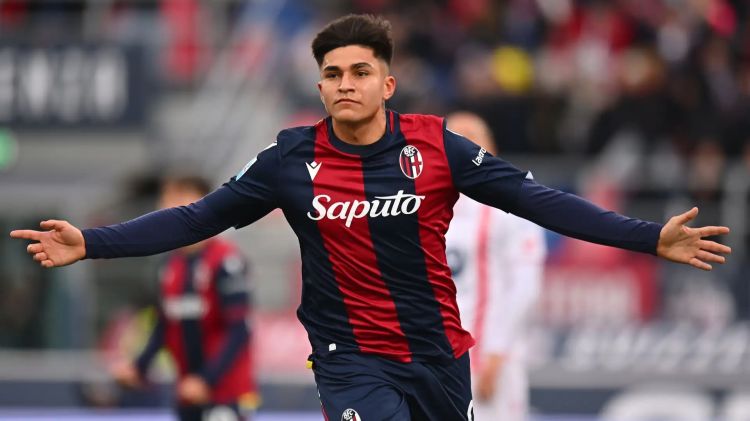 "Roma" 40 milyonluq transfer üçün masaya oturdu
