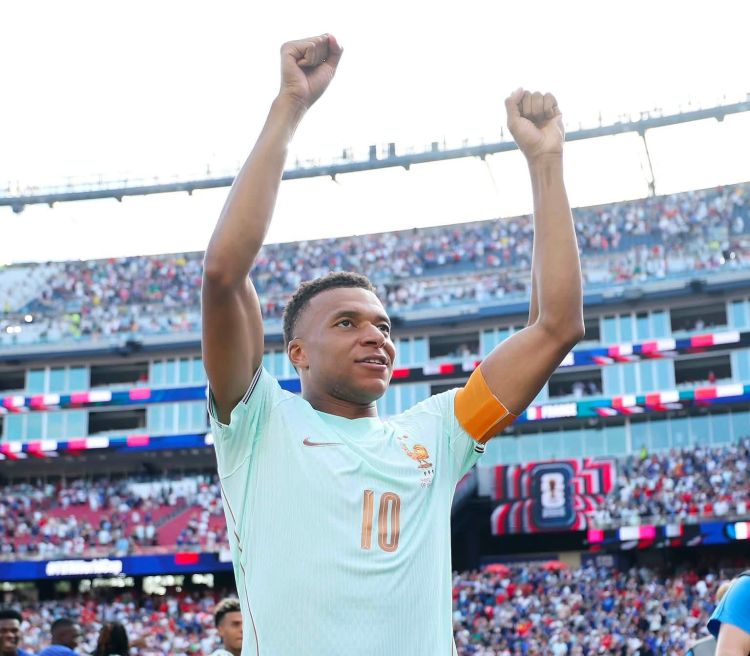 Mbappe Zidanın rəhbərliyi altında da Fransa millisinin kapitanı olacaq