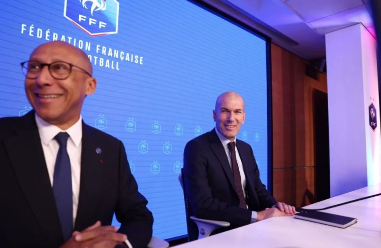 Zinəddin Zidan Fransa millisinin baş məşqçisi oldu