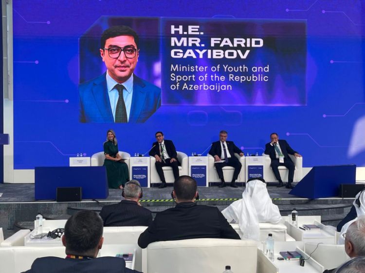 Fərid Qayıbov Astanada beynəlxalq idman sammitində çıxış edib