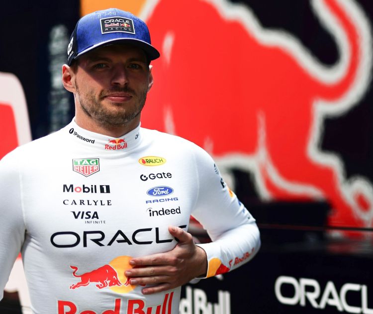 "Maks Verstappen 'Red Bull'dan ayrılmamalıdır"