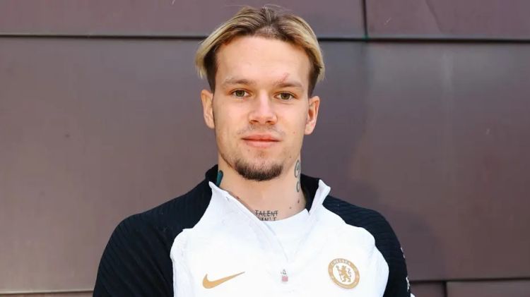 "Mudrik xüsusi futbolçudur"