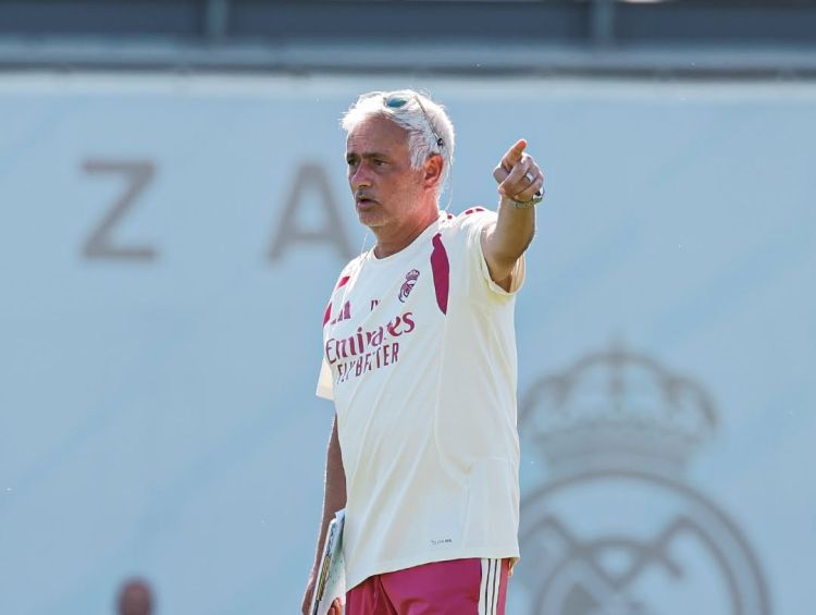Mourinyo Rodrinin transferi ilə bağlı yaşananlara təəccüblənib