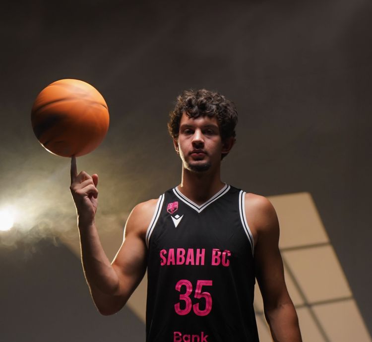 “Sabah” ABŞ-li basketbolçu ilə müqavilə imzalayıb