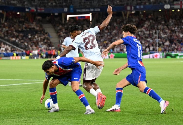 PSJ UEFA Super Kubokunun qalibi oldu