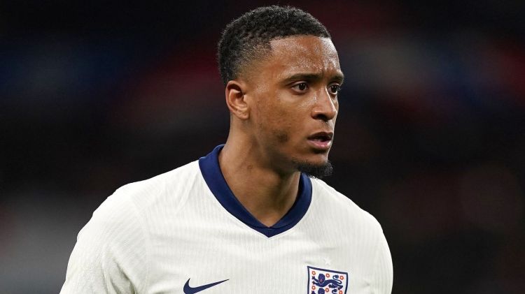 “Arsenal” Ezri Konsa üçün “Aston Villa” ilə danışıqları bərpa etdi
