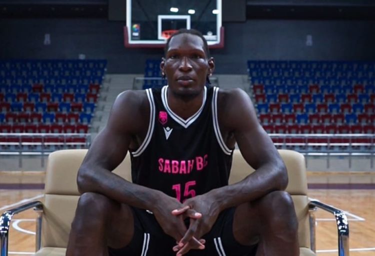 “Sabah” ABŞ-li basketbolçu ilə 3 illik müqavilə imzaladı