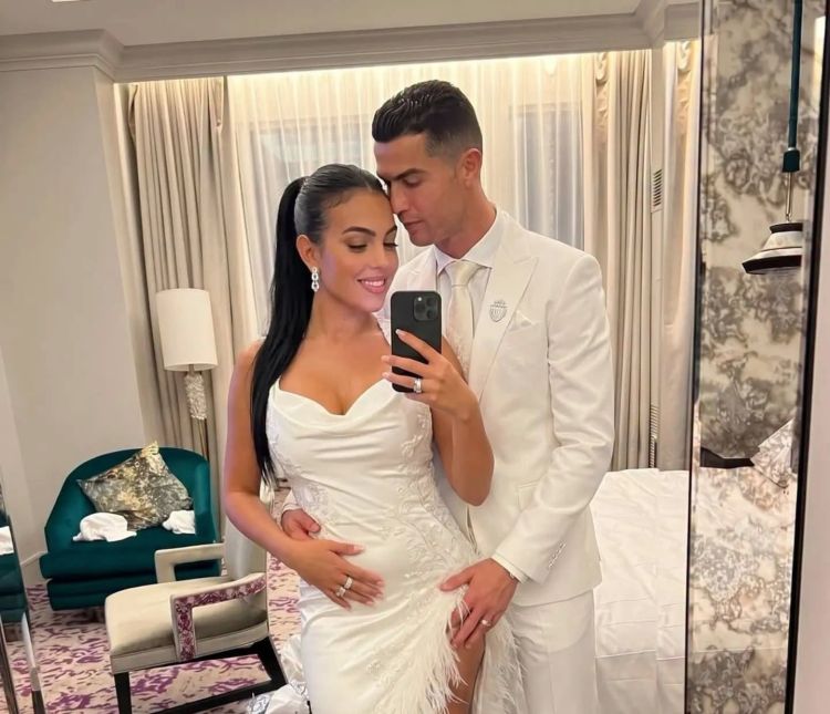 Kriştiano Ronaldodan ailəsi ilə bağlı açıqlama
