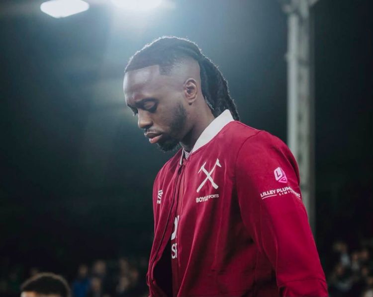 “Aston Villa” Uan-Bisakkanı transfer etmək istəyir