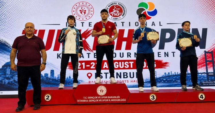 Azərbaycan karateçiləri Türkiyədə 2 medal qazandılar