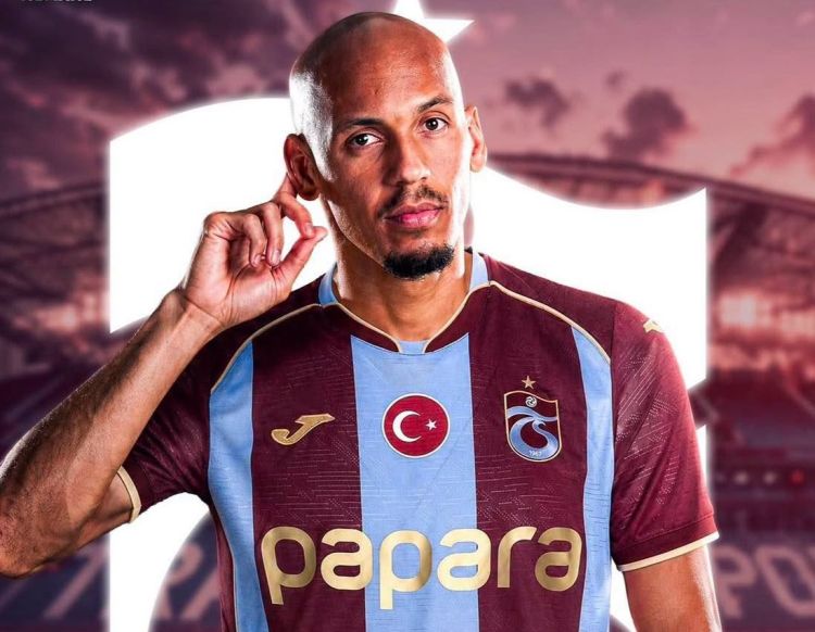 “Liverpul”un sabiq futbolçusu “Trabzonspor”a keçir