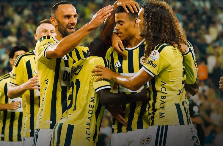 “Fənərbağça” “Konyaspor”u 4 qolla məğlub etdi