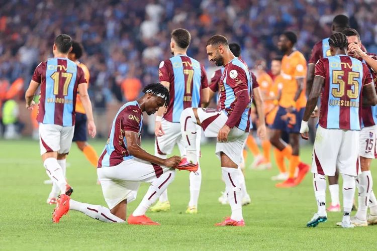 Salahdan dubl, “Trabzonspor”dan ilk qələbə