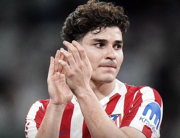 “Arsenal” Xulian Alvares uğrunda mübarizədən əl çəkməyib