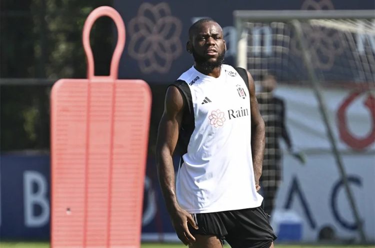“Beşiktaş” Onana ilə yollarını ayırdı