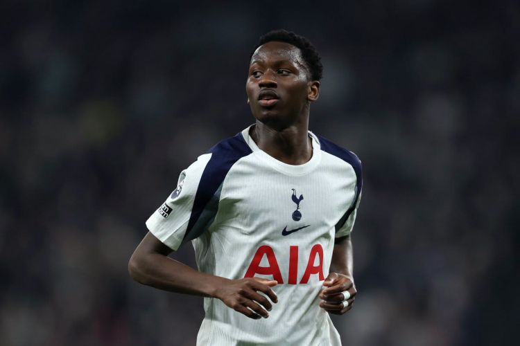 “Tottenhem”in futbolçusu “Yuventus”a keçməyə razılaşdı