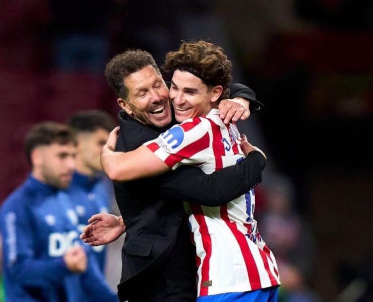 Simeone Xulian Alvaresin vəziyyətindən danışdı