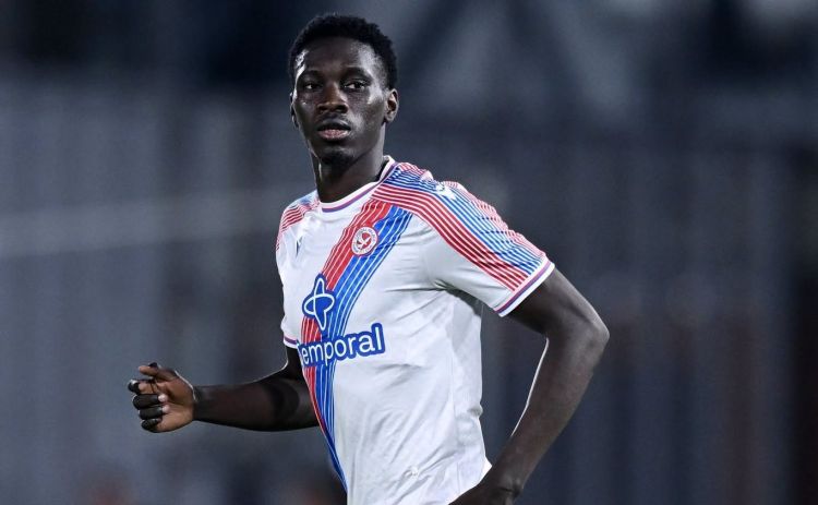 “Kristal Pelas”ın futbolçusu “Liverpul”a keçmək istəyir