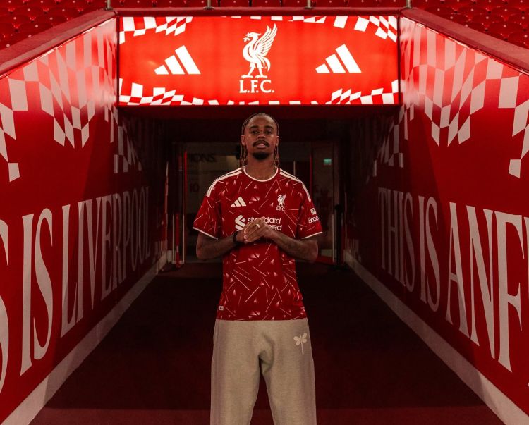 “Liverpul” PSJ-nin ulduz futbolçusunu transfer etdi