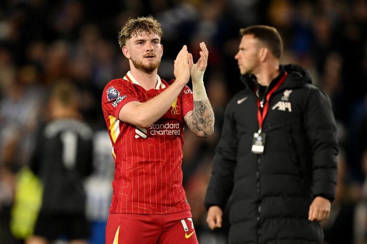 “Valensiya” “Liverpul”un futbolçusunu icarəyə götürür