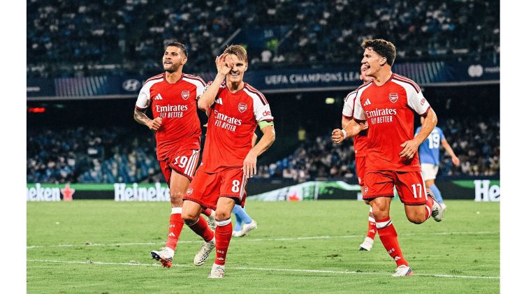 “Arsenal” “Napoli” səddini Edeqorun qolu ilə keçdi