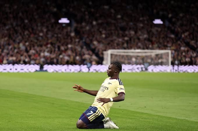 Bukayo Saka Bekhem və Piresi geridə qoydu