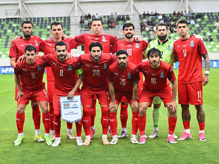 Ayxan Abbasov Azərbaycan millisinin heyətini açıqladı