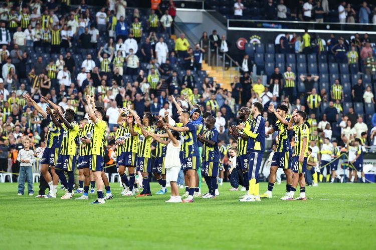 “Fənərbağça”dan tarixi darmadağın