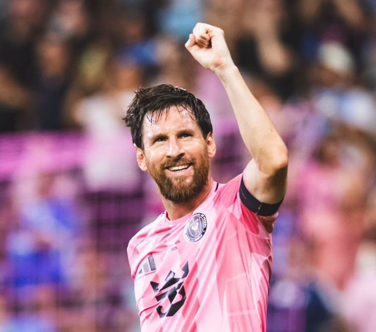 “Messi “Qızıl top”u qazanmalıdır”