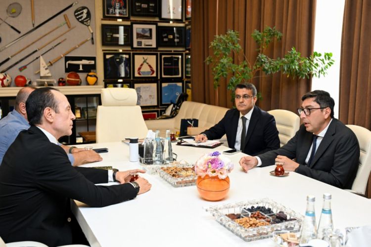 Fərid Qayıbov Albaniya Milli Olimpiya Komitəsinin prezidenti ilə görüşüb
