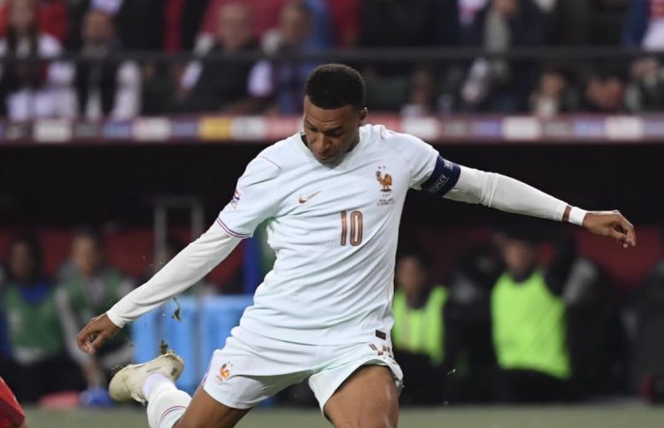 Mbappe Fransa millisində şəxsi rekordunu təkrarladı
