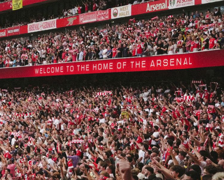 “Arsenal” “Emirates”in yenidən qurulmasından imtina etdi