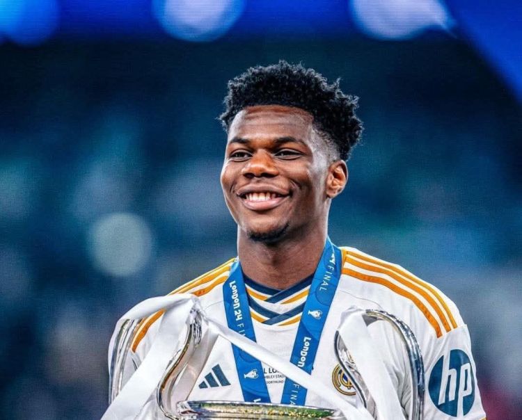 Tçuameni “Real Madrid”lə yeni müqavilə imzaladı