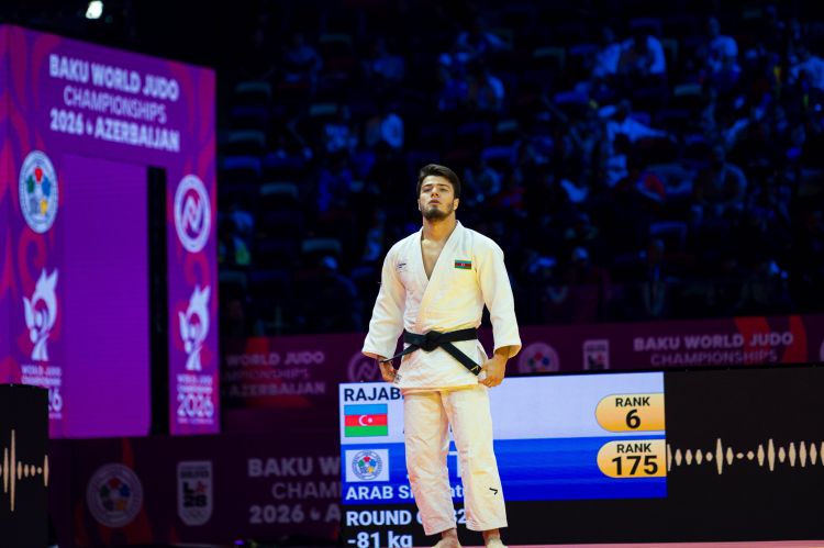 Ömər Rəcəbli dünya çempionatında bürünc medal qazanıb