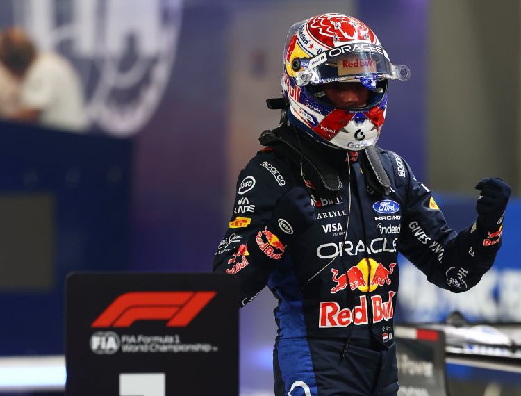 Maks Verstappen Sinqapur Qran-prisinin poulunu qazandı