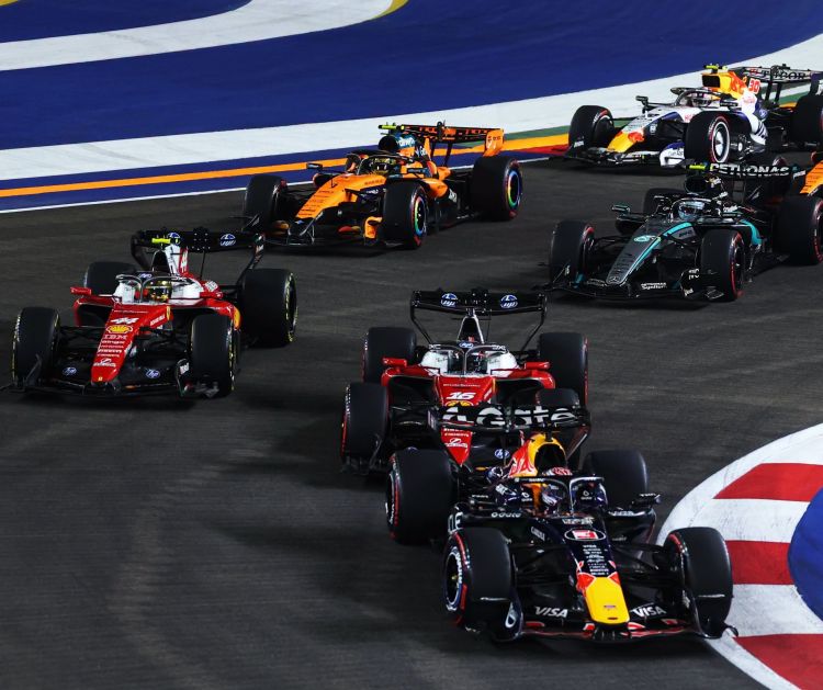 Maks Verstappen Sinqapur Qran-prisinin qalibi oldu