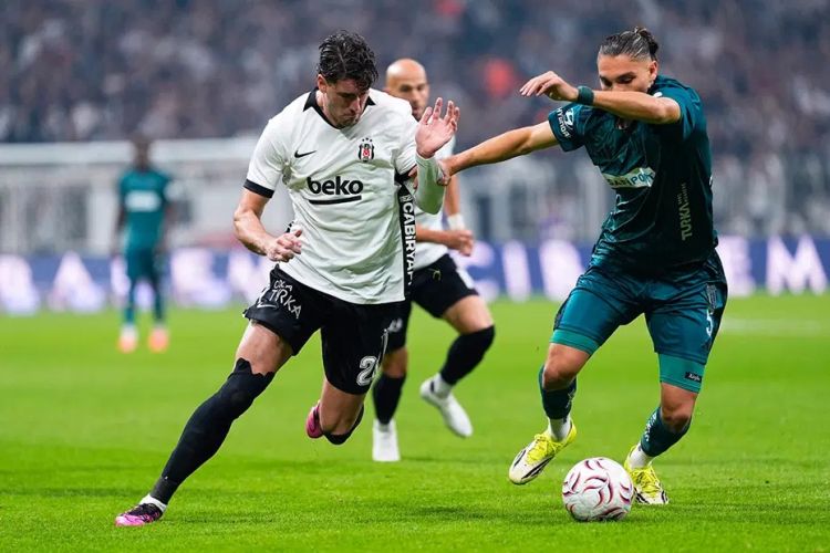 “Beşiktaş”ın ulduzundan XXI əsrin rekordu