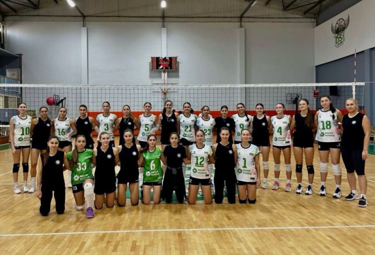 U-20 qadın voleybol millisi İzmirdəki təlim-məşq toplanışını başa vurub