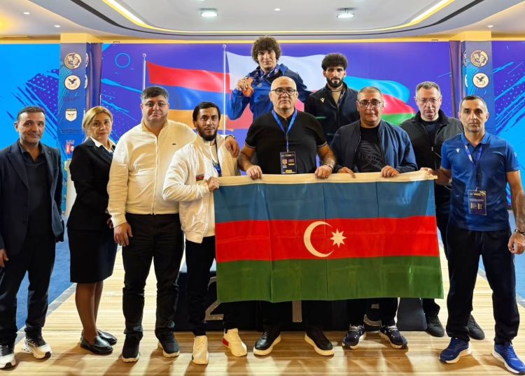 Azərbaycan ağırlıqqaldıranından Avropa birinciliyində üç bürünc medal