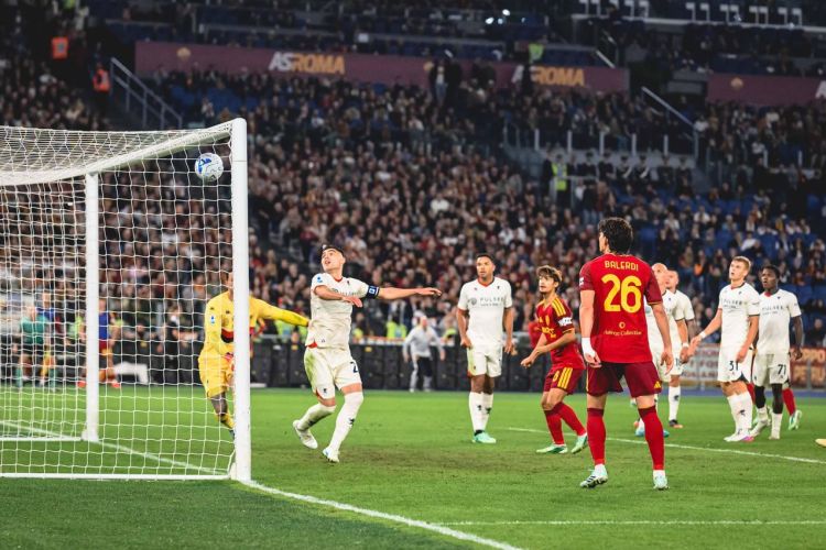 “Roma” “Cenoa”nı məğlub etdi