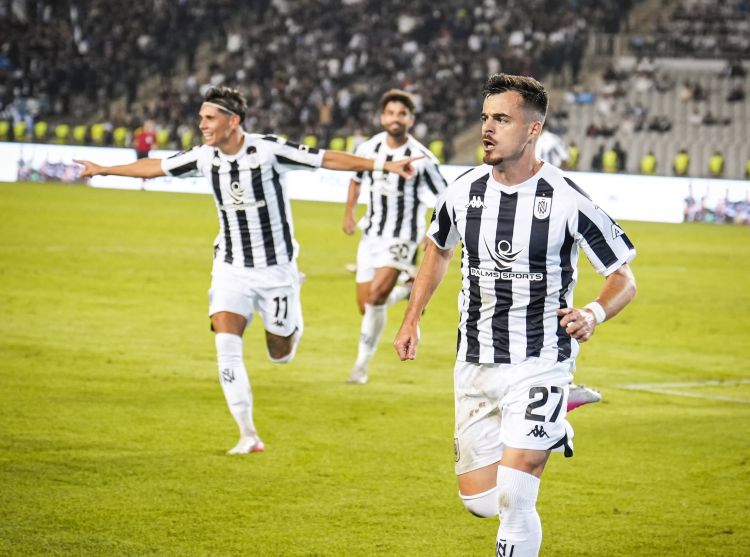 “Neftçi” Azərbaycan çempionatlarında 700-cü səfər qolunu vurub