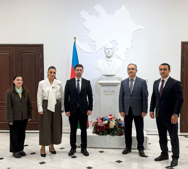 Azərbaycanın Qazaxıstandakı səfiri güləş millisinə uğurlar arzulayıb