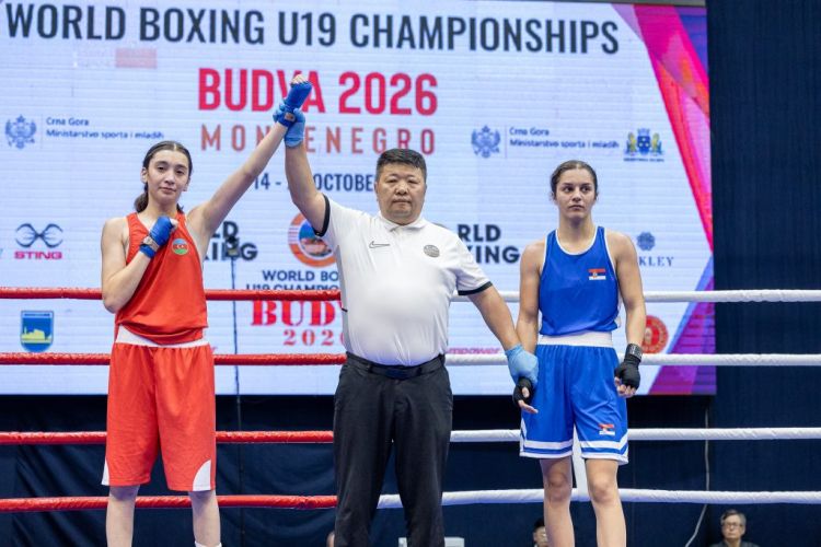 Azərbaycanın üç boksçusu U-15 Avropa çempionatının finalına yüksəlib