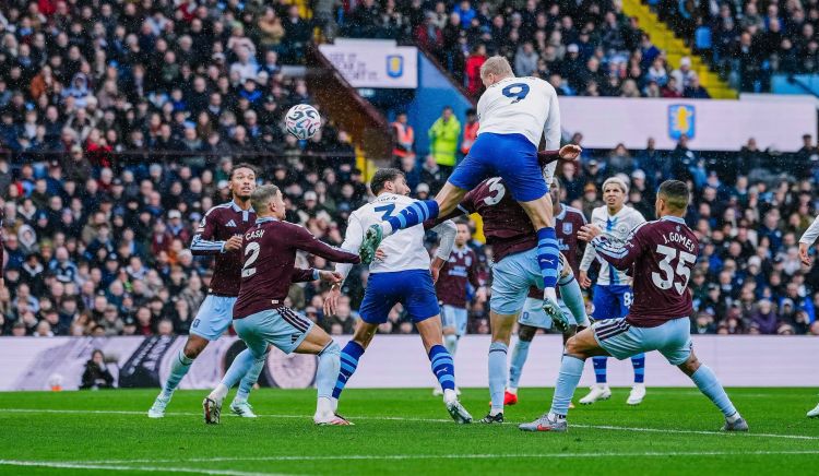 “Aston Villa” “Mançester Siti”ni məğlub etdi