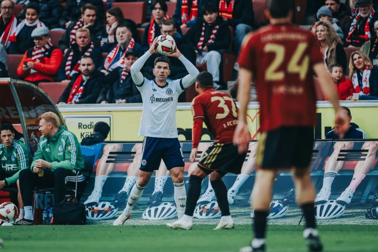 “Köln” doğma meydanda “Şalke”nin müqavimətini qıra bilmədi