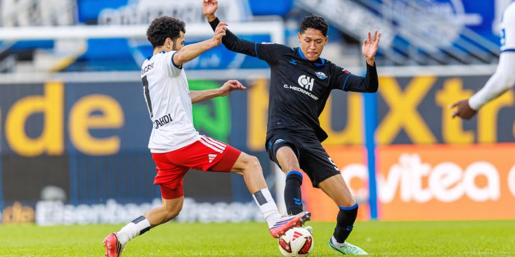 “Paderborn” “Hamburq”u son dəqiqələrdə məğlub etdi