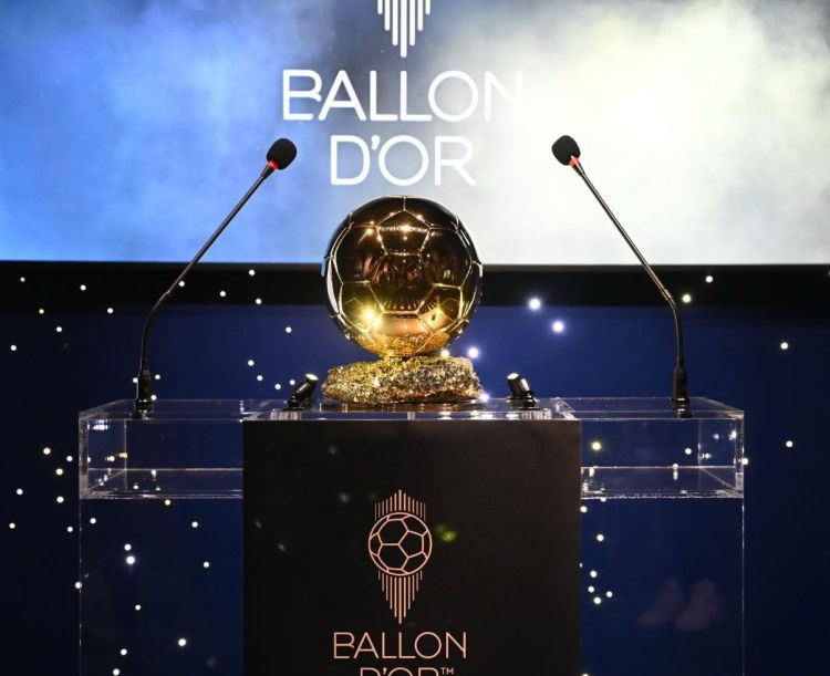 Ronaldo “Qızıl top”un qalibinə mükafatı özü təqdim edəcək