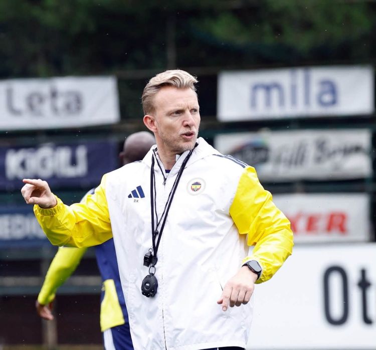 Dirk Köyt “Fənərbağça”nın müvəqqəti baş məşqçisi təyin olunub